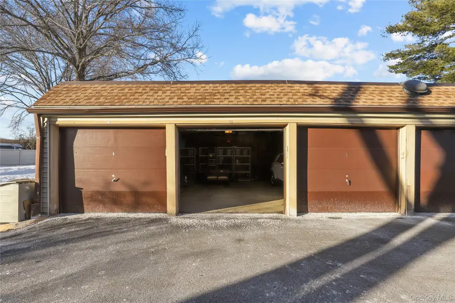 50 Jefferson Oval #A, Yorktown Heights, NY 10598 - #3