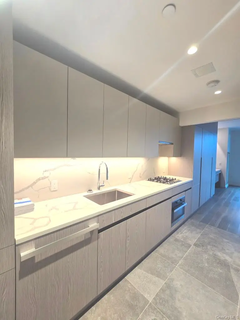 13336 37th Avenue #5N, Flushing, NY 11354 - Image #2