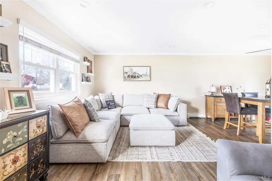 9 Golf Course Road, Bellport, NY 11713 - Image #3