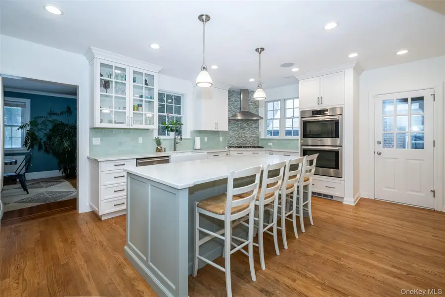 18 Bailey Place, New Rochelle, NY 10801 - Image #3