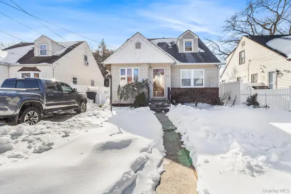 938 Wallace Avenue, North Baldwin, NY 11510