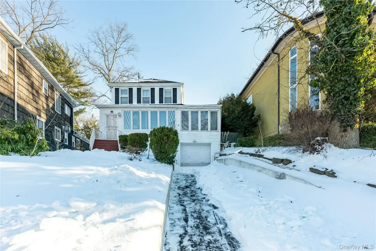 19512 Mclaughlin Avenue, Hollis, NY 11423 - #1