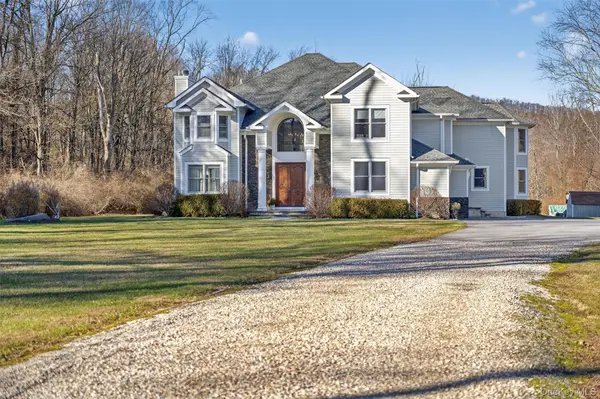 221 Smith Clove Road, Highland Mills, NY 10930