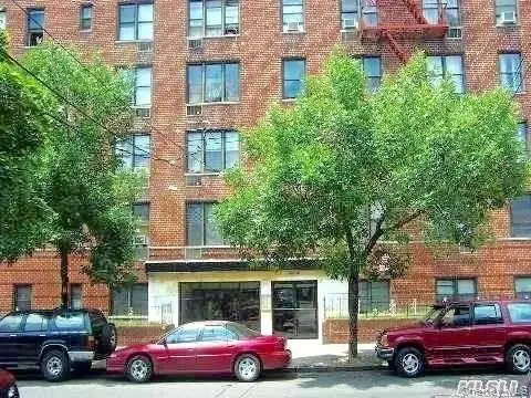92-29 Lamont Avenue #1B, Elmhurst, NY 11373