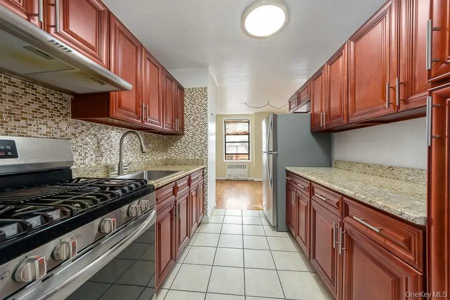 8325 Vietor Avenue #7G, Elmhurst, NY 11373 - Image #2