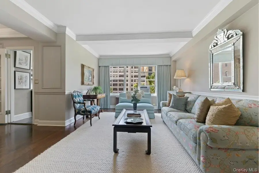 400 E 52nd Street #8G, Manhattan, NY 10022 - Image #3