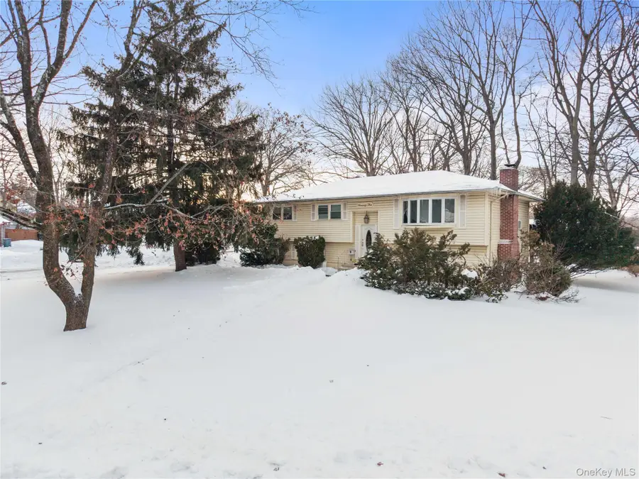 75 Freedman Avenue, Nanuet, NY 10954 - Image #2