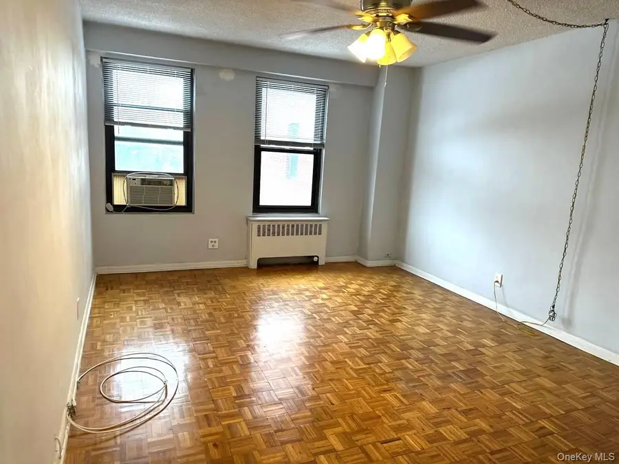 181 Pearsall Drive #4D, Mount Vernon, NY 10552 - #2