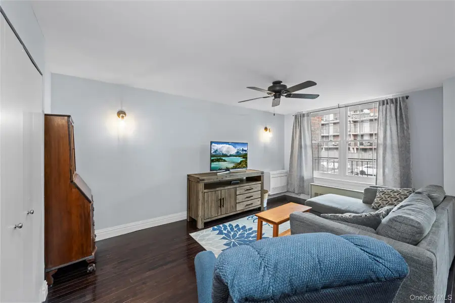 9985 Shore Road #14B, Brooklyn, NY 11209 - Image #2