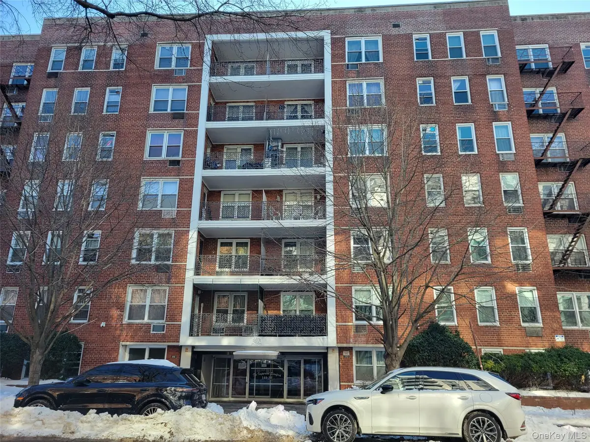 144-30 Sanford Ave Sanford Avenue #6U, Flushing, NY 11355 - Image #1