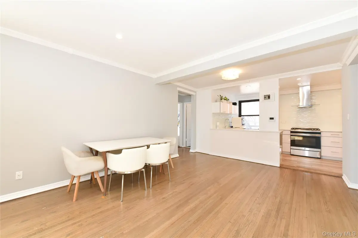 211-06 75th Avenue #2E, Bayside, NY 11364 - Image #1