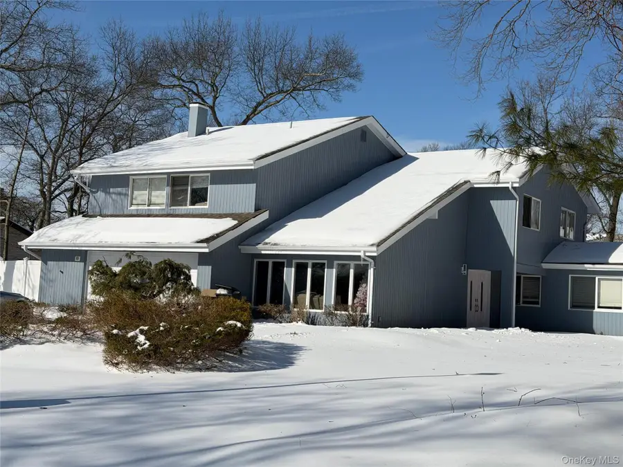 19 Nixon Street, Farmingville, NY 11738 - Image #3