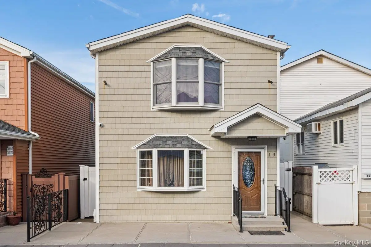 19 W 13th Road, Broad Channel, NY 11693 - Image #1