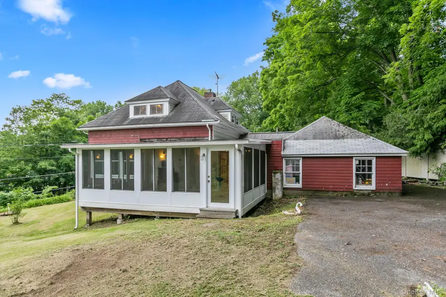 41 Plumbrook Road, Katonah, NY 10536 - Image #3