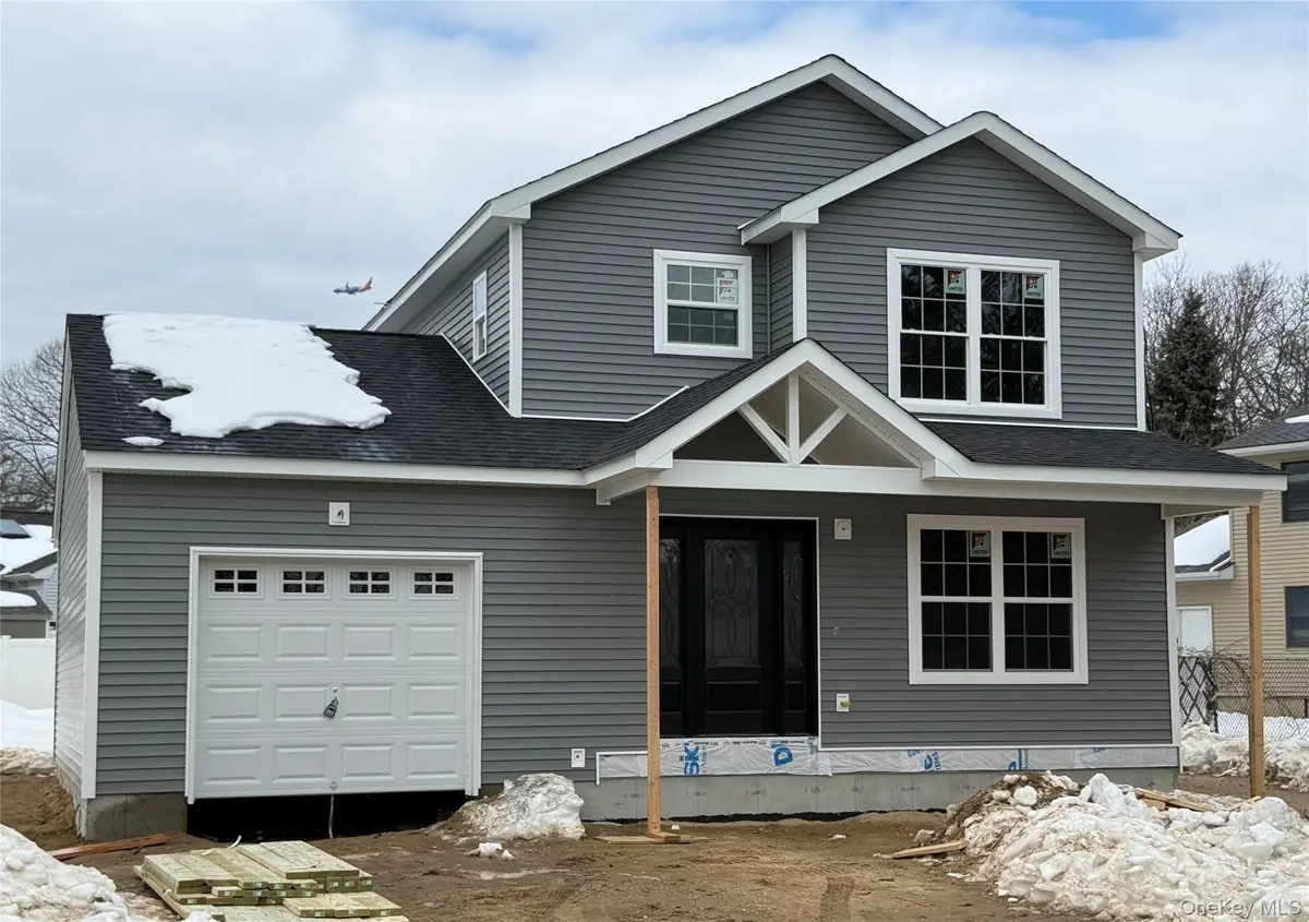 492 Blue Point Road, Farmingville, NY 11738 - #1