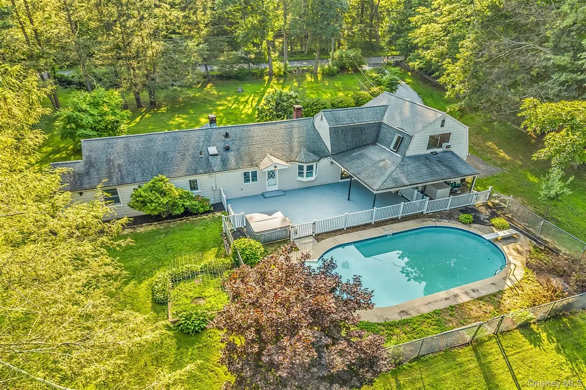 8 West Lane, South Salem, NY 10590 - #1