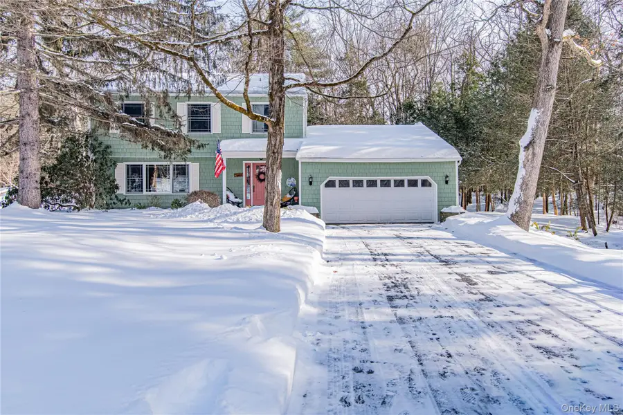 30 Hudson Drive, Hyde Park, NY 12538 - Image #2