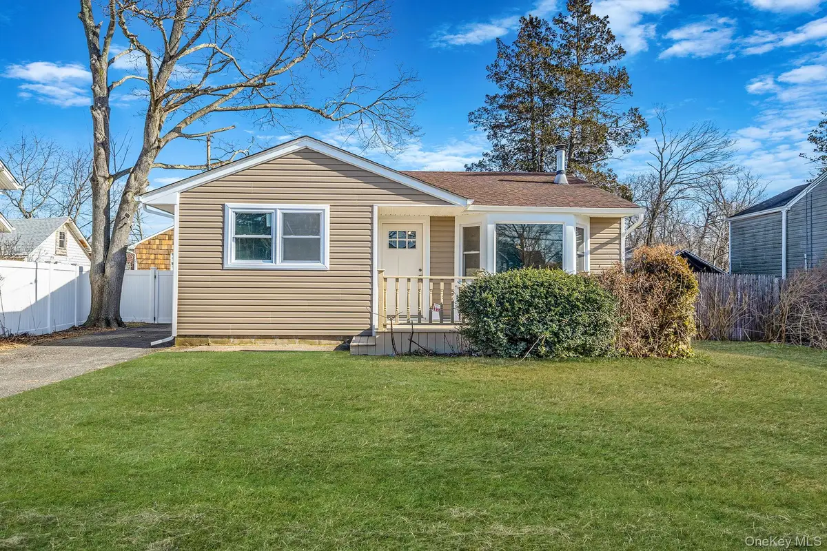 247 Rider Avenue, Patchogue, NY 11772 - Image #1