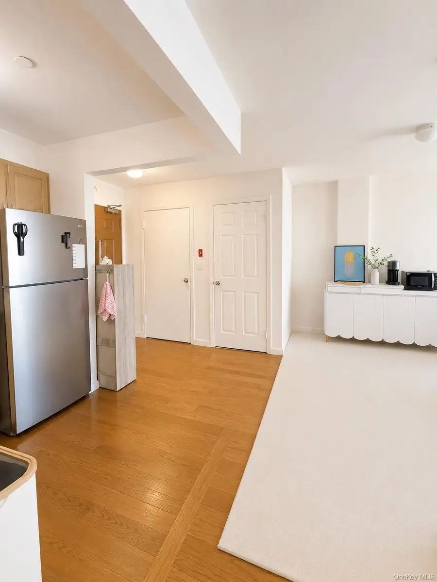 140-26 Cherry Avenue #5D, Flushing, NY 11355 - #3