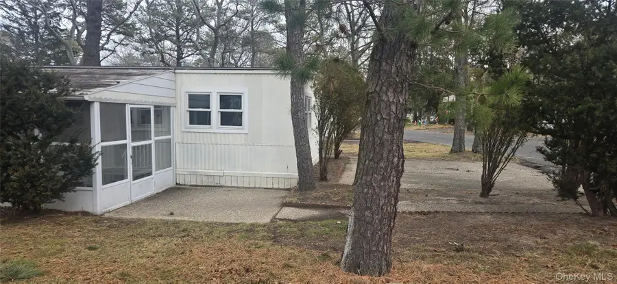 525 Riverleigh Ave Unit 116, Riverhead, NY 11901 - #2