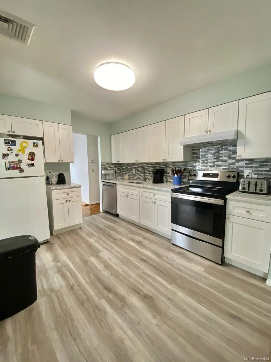 55 Parkway Avenue, Amityville, NY 11701 - #3