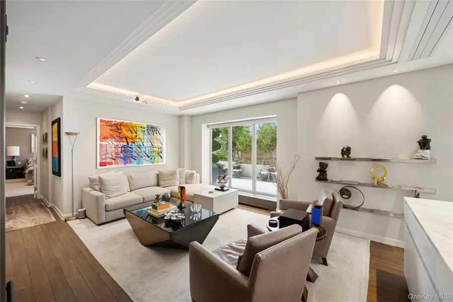 2 Fifth Avenue #14R, Manhattan, NY 10011 - Image #2