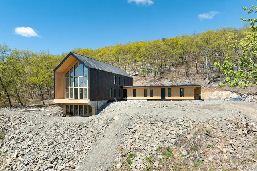 95 Jersey Avenue, Greenwood Lake, NY 10925 - #2