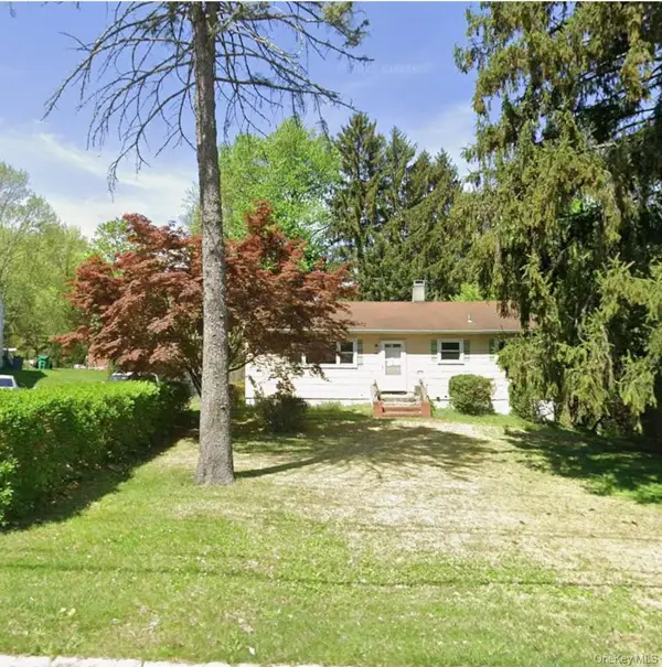 28 Duelk Avenue, Monroe, NY 10950