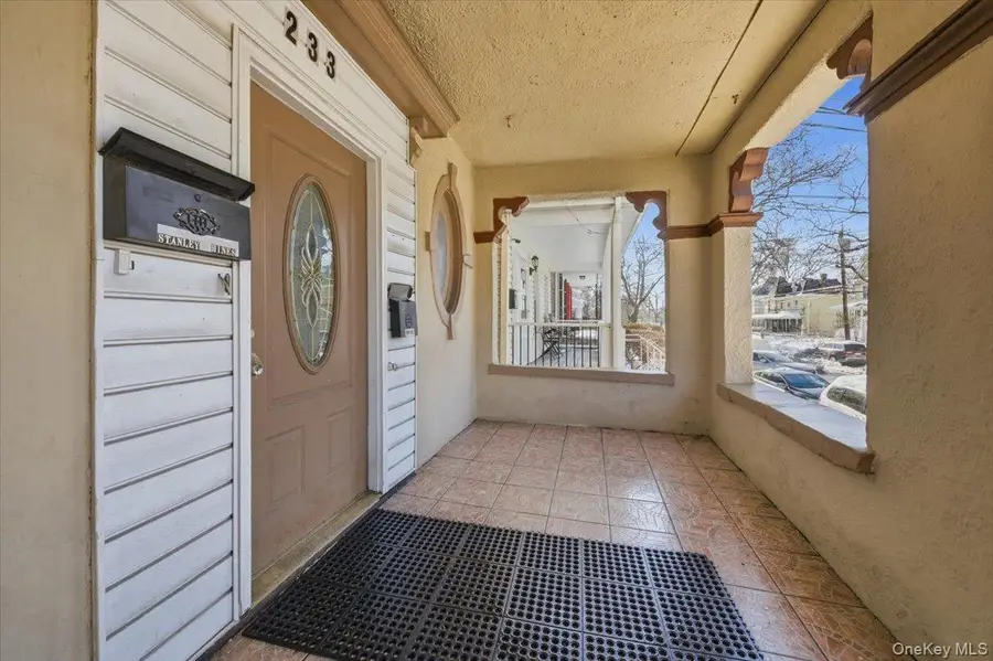 233 S 5th Avenue, Mount Vernon, NY 10550 - #2