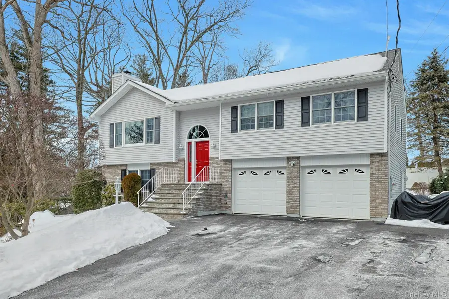 31 W Linwood Street, Valhalla, NY 10595 - #2