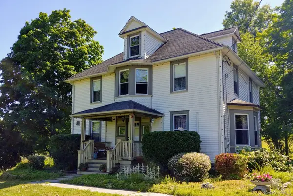 165 Round Hill Road, Washingtonville, NY 10992