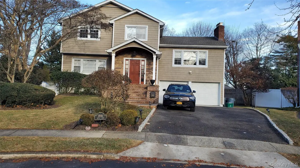 2043 Ripley, Merrick, NY 11566 - #1