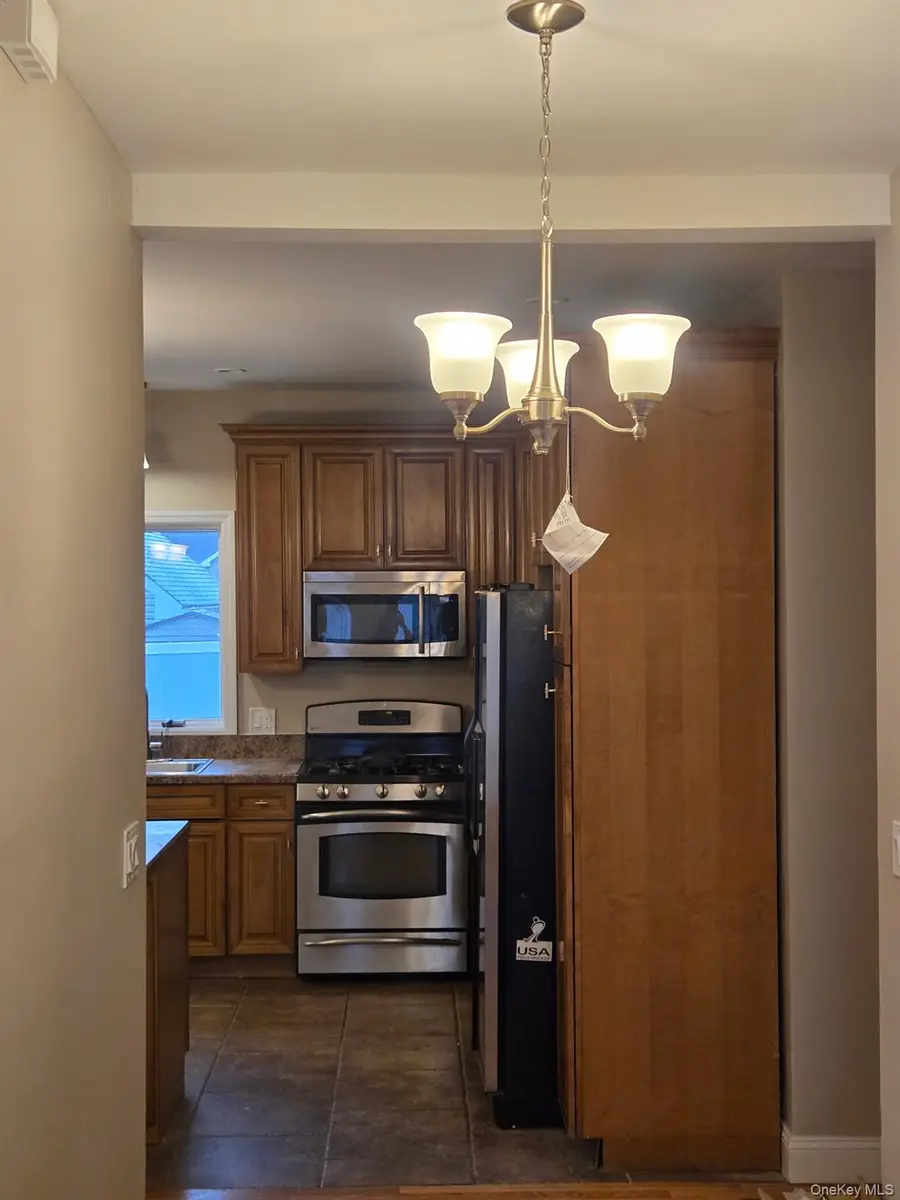 16 Babylon Drive, Sound Beach, NY 11789 - Image #3