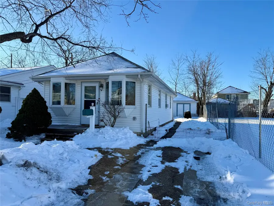 3 Sperry Street W, East Rockaway, NY 11518 - #2