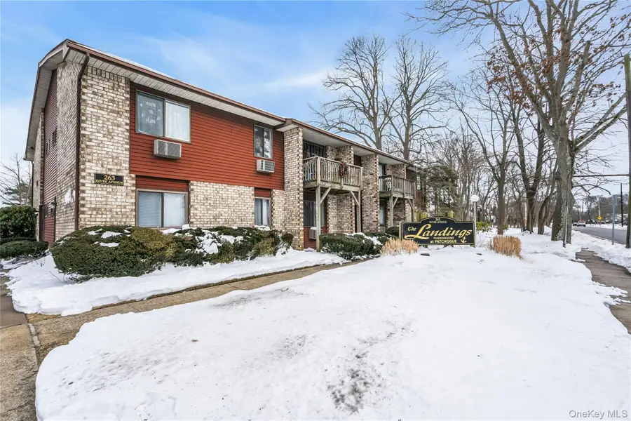 263 River Avenue #16AU, Patchogue, NY 11772 - Image #2
