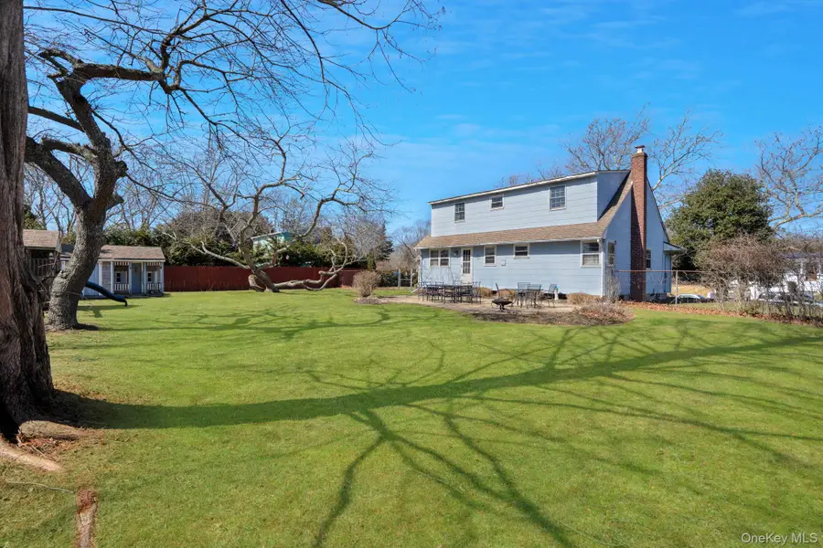 8 Beverly Lane, East Moriches, NY 11940 - #2