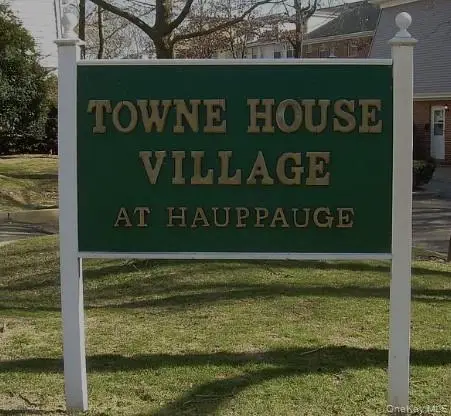 305 Towne House Village, Islandia, NY 11749 - Image #2