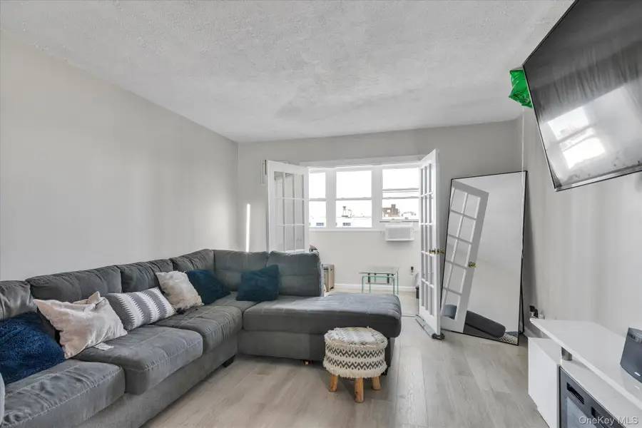 222 Smith Street #4F, Freeport, NY 11520 - #3