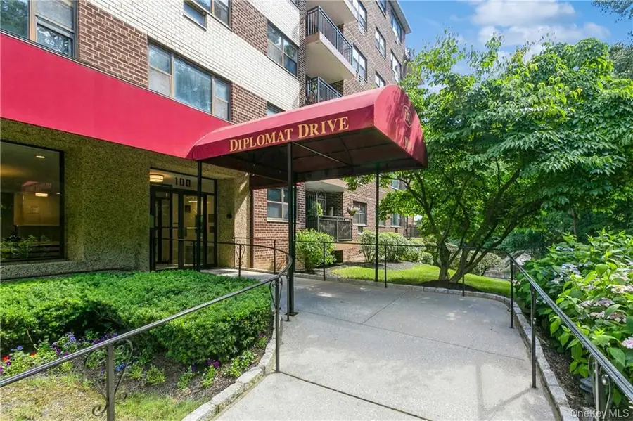 100 Diplomat Drive #5H, Mount Kisco, NY 10549 - #3