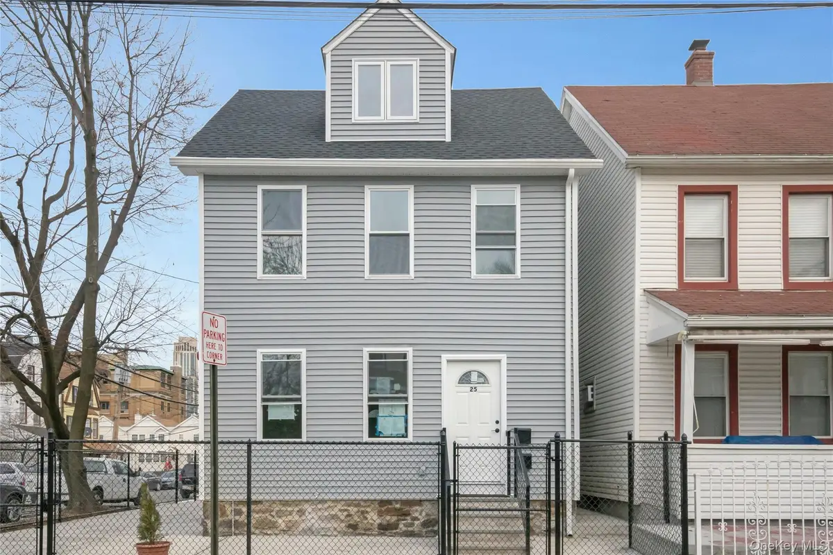 25 Walnut Street, New Rochelle, NY 10801 - #1