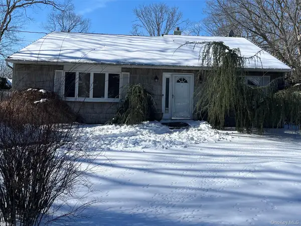 574 Smithtown Avenue, Bohemia, NY 11716