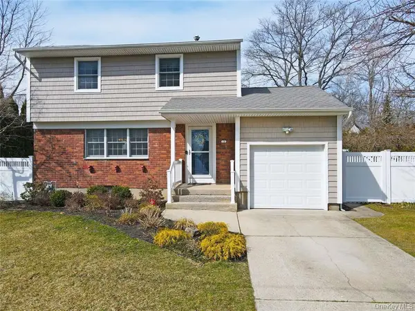 131 Sterling Street, Port Jefferson Station, NY 11776