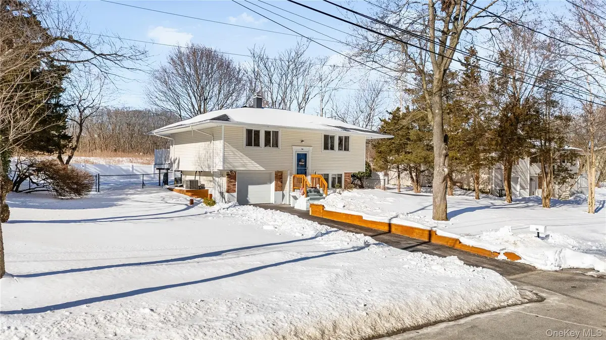 14 Pheasant Lane, East Setauket, NY 11733 - Image #1