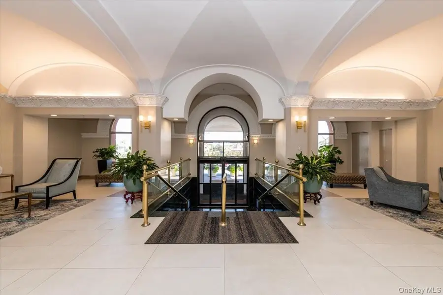 2 Richmond Road #4th Floor, Lido Beach, NY 11561 - #3