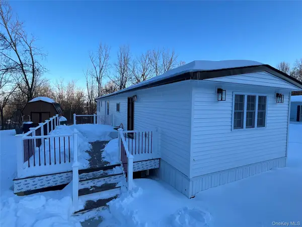 1 Walnut Park Lane, Milton, NY 12547