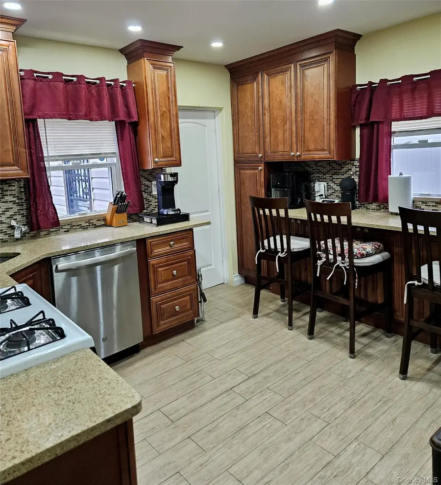 4734 206th Street, Bayside, NY 11361 - #3