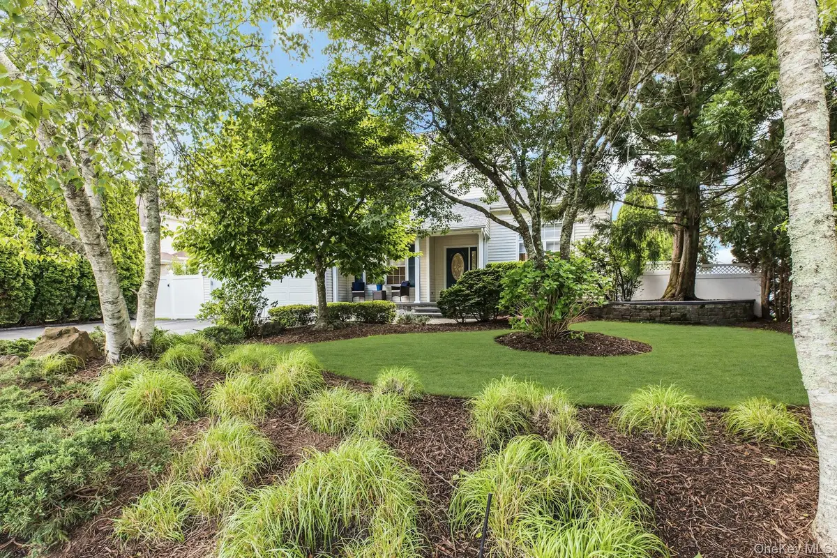 10 Shady View Crossing, Manorville, NY 11949 - #1