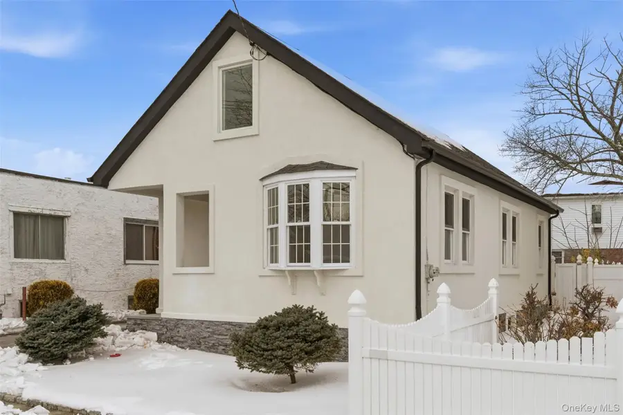 106 Alice Avenue, North Bellmore, NY 11710 - #3