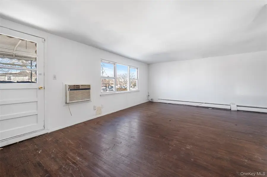 14989 253rd Street, Rosedale, NY 11422 - Image #3