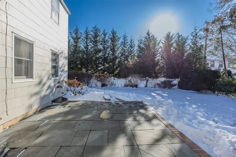 79 Appletree Lane, Roslyn Heights, NY 11577 - #3